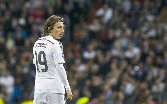 1冠1FMVP的希腊怪兽进化论，一步步到达职业巅峰，搭档利拉德冲冠