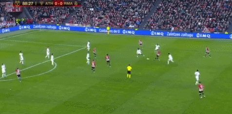 对曼联来说好消息是：姆伯莫和马兹拉维有一个人要先回来了呀！ 灵魂提问，曼联球迷想要谁先回来呢？