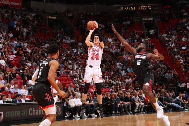 这两场比赛 这两场比赛